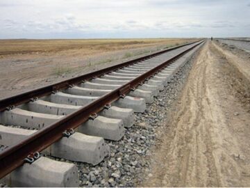 اتصال استان اردبیل به شبکه ریلی کشور تا پایان سال مالی ۱۴۰۱