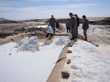 اعلام آمادگی سرمایه‌گذار برای فرآوری نمک در شهرستان بشرویه