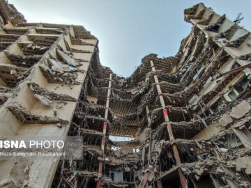 تخریب باقی‌مانده متروپل تا ۱۰ روز آینده / ساختمان‌های مجاور تخلیه می‌شوند