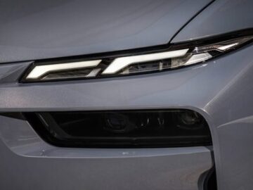 تصاویر | شاسی بلند جدید و خاص بی‌ام‌و با طراحی جسورانه