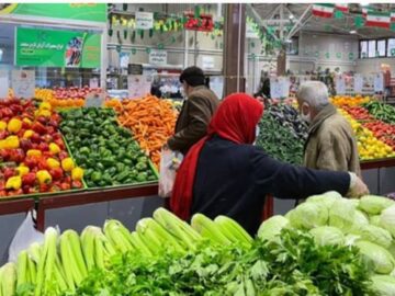 جدیدترین قیمت های میوه در بازار/خودنمایی میوه های تابستانه در هوای ملس پاییزی