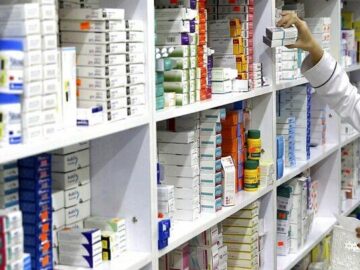 دارو کم اما در دسترس است| بازار دارو نیازمند بازرسی مستمر