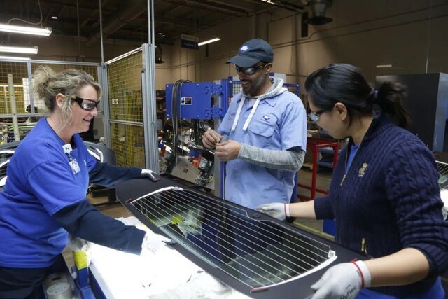 تغییر بزرگ در شیشه جلو خودروها / شیشههای قدیمی به تاریخ میپیوندند