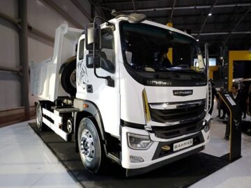 کامیون امپاور BD۳۰۰؛ کامیونی پرقدرت، ایمن و بادوام  