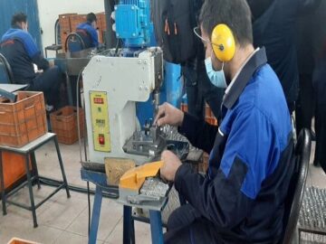 ۱۷۰۰ شغل در استان سمنان تثبیت شد | احیای ۶۴ واحد صنعتی راکد