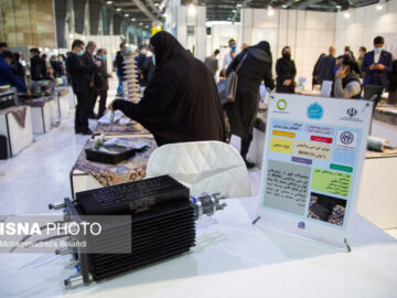 افتتاح دهمین نمایشگاه تجهیزات و مواد آزمایشگاهی ایران‌ساخت