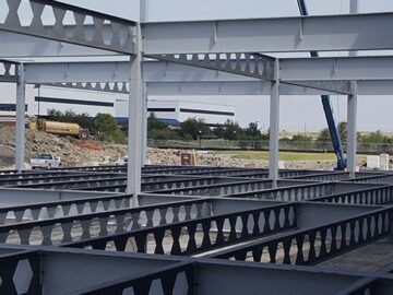 انواع و کاربردهای تیرآهن در صنعت ساختمان