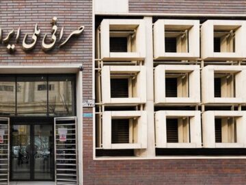 بررسی وضعیت بازار ارز در میدان فردوسی/ دلار غیررسمی خریدار‌ ندارد