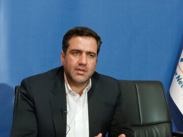 بی اطلاعی مدیران از مشکلات تولید حاصل عدم تعامل آنها با صنعتگران است