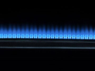 مصرف گاز خانگی ۱۰۰ میلیون متر مکعب بیشتر شد/ ۳ توصیه وزیر نفت به مردم