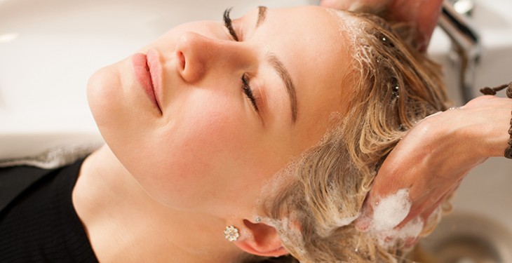 ۵ روش موثر برای پیشگیری از ریزش مو در خانم ها