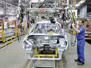 آذر ماه برای خودروسازان چگونه گذشت؟