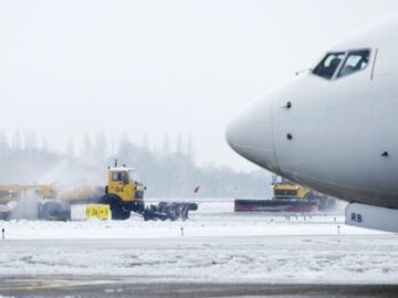 ‌احتمال تأخیر یا لغو‌ پروازهای برخی فرودگاه‌ها‌ی کشور به علت شرایط جوی/ ادامه توقف‌ پروازهای‌ مشهد‌