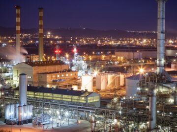 ارتقای پالایشگاه‌های فراسرزمینی توسط مهندسان ایرانی/ آغاز صادرات کاتالیست به روسیه