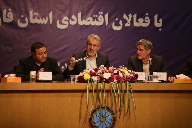 افزایش صادرات غیرنفتی/رشد حدود ۵ درصدی بخش صنعت