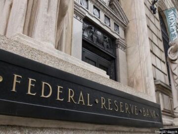 تحقیقات بانک مرکزی آمریکا: آمریکا در خطر رکود است