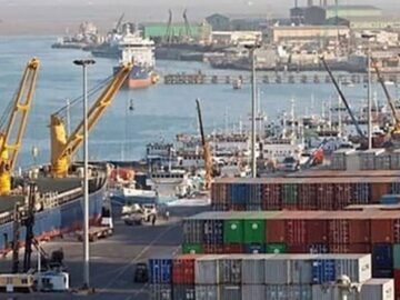 حجم تجارت غیر نفتی به ۷۷٫۴ میلیارد دلار رسید/ رشد ۱۹ درصدی صادرات غیر نفتی