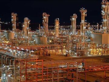 درصورت اشباع توسعه فناوری در صنعت پتروشیمی از حوزه‌های پایین‌دستی و بالادستی حمایت می‌کنیم