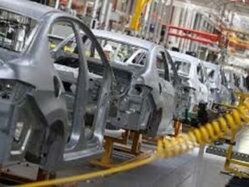 ریزش ۵ تا ۳۰ میلیون تومانی قیمت‌ خودروها