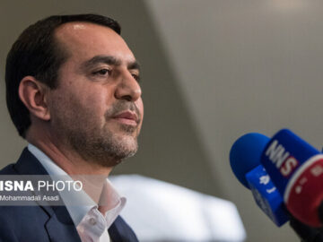 زارع: نرخ تورم پیش بینی شده در لایحه بودجه ۱۴۰۲ ، ۴۰ درصد است