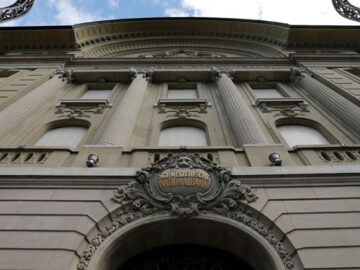 زیان ۱۴۳ میلیارد دلاری بانک مرکزی سوئیس در سال ۲۰۲۲