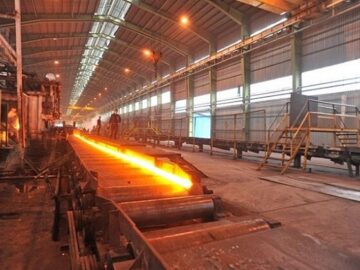 ضرورت همکاری وزارت نفت در تأمین سوخت کارخانجات فولاد