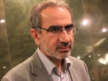 قادری: نرخ ارز آزاد را می‌توان کاهش داد