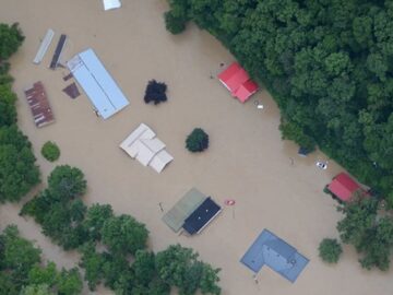 هشدار سیل در سراسر انگلیس/صدور ۱۴۰ هشدار وقوع سیل در سراسر بریتانیا