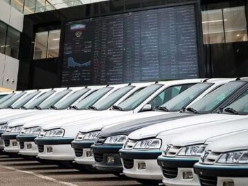 چرا شورای رقابت به قیمت گذاری خودرو بازگشت؟