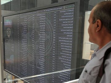 کاهش بی‌اعتمادی به بورس با رشد ورود پول حقیقی/ شکسته‌شدن مقاومت‌های بازار سهام یکی پس از دیگری