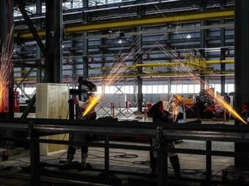 کدام صنعت ایرانی بیشترین رونق را دارد؟