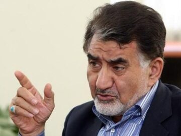 ایران استوار؛ ۴۴ سال افتخار| پهلوی اعتقادی به تولید ملی و اقتصاد مردمی نداشت/‌ کل منابع کشور پیش از انقلاب در اختیار ۱۰۰۰ خانواده بود