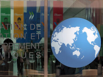 تورم جهان، نزولی خواهد شد