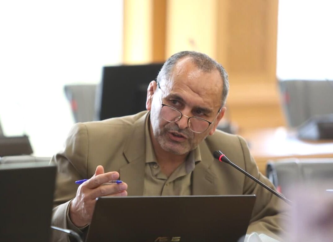 توسعه از حرف تا عمل | مسئولان اشتباهات خود را بپذیرند