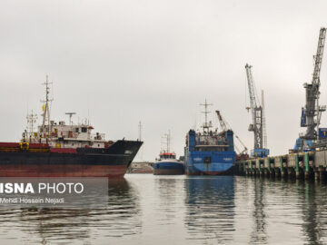 حمل بیش از یک میلیون تن کالای اساسی از مبدا بندر چابهار به سایر نقاط کشور