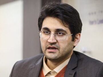 رقم عجیب شناسایی فرارهای مالیاتی کشور/ اسامی دستگاه‌های متخلفی که به درگاه ملی مجوزها متصل نشدند، اعلام شد