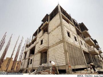 زمین بگیرید و انبوه‌سازی کنید