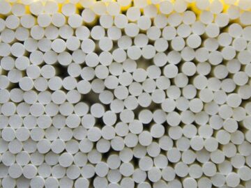 ضرورت مقابله با تلاش پشت پرده برای حذف مالیات سیگار