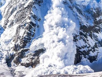 هشدار وقوع بهمن در ارتفاعات البرز و زاگرس/ دمای هوا افزایش می‌یابد