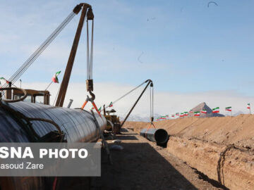 پروژه تامین آب شرب کرمان و رفسنجان از خلیج فارس کلید خورد