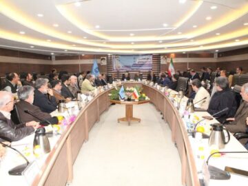 پیگیر ساماندهی مراکز و پژوهشکده‌های کشاورزی در سازمان‌ها و ادارات دولتی هستیم