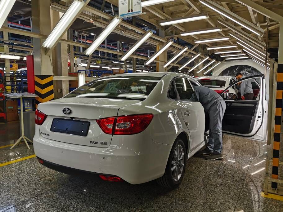 بسترن بی۳۰ به خط تولید بازگشت|توسعه سبد محصول گروه بهمن با خودروهای هیبریدی در ۱۴۰۲