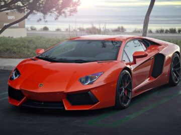 لامبورگینی،فراری و مرسدس میباخ این بار با پلاک ملی! / چراغ سبز به تردد این خودروهای  چند ده میلیاردی در خیابان های تهران!