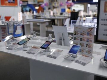 ۵ تصمیم جدید وزارت صمت برای واردات تلفن همراه و تبلت