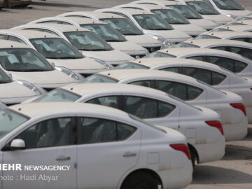 ارسال لایحه ۲ فوریتی واردات خودروی کارکرده به دولت
