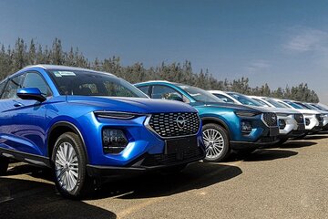 ببینید | پشت پرده تحویل خودروی شاسی بلند به نمایندگان مجلس؛ از ادعا تا واقعیت!