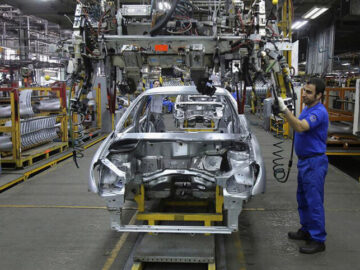 تحمیل ۱۰ همتی خرید فولاد به قطعه سازان منتفی شد| رشد ۴۵ برابری قیمت فولاد در برابر قیمت خودرو