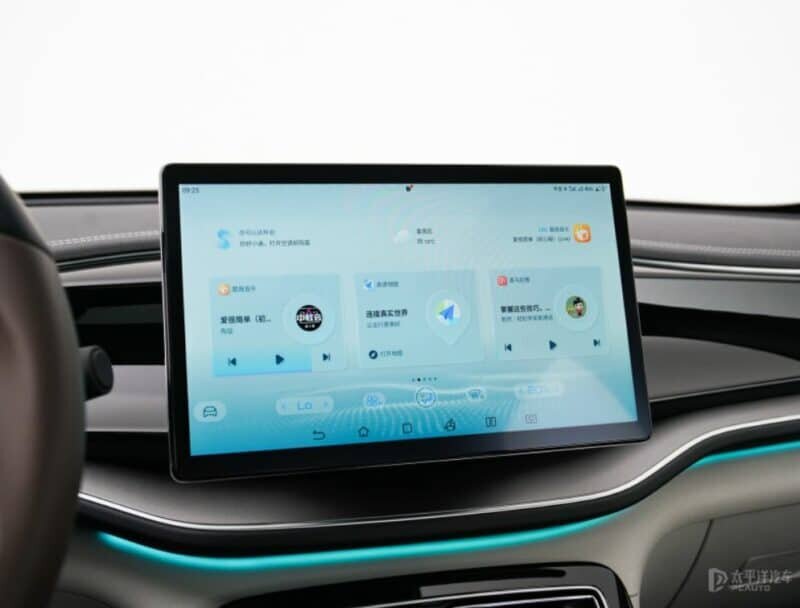 خودروی چینی که بنز و بیاموهای را به چالش میکشد!/ عکس