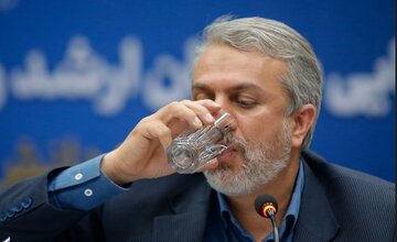 شما نظر بدهید/ با استیضاح فاطمی‌امین؛ وزیر صمت موافقید ؛ چرا ؟