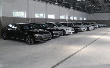 عکس| خودروهایی که در ایران تبدیل به جواهر شدند!/ ۱۵ میلیارد برای ماشین ۶ سال پیش